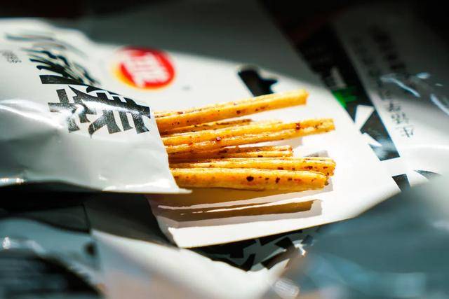 半年挣35亿，魔芋爽养肥了卫龙