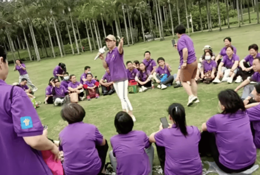 60岁父母“炒币”,掏空多少中产家庭? || 深度