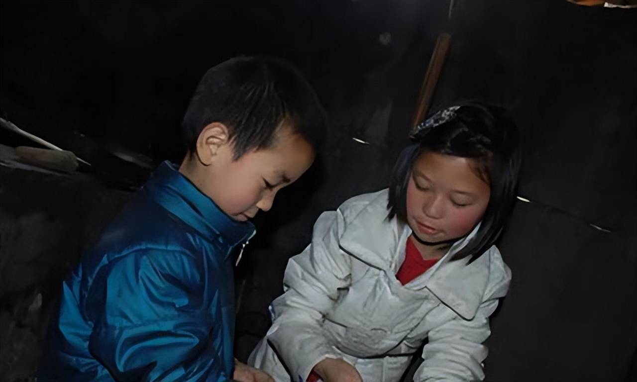 2018年，山西11个姐姐为弟弟结婚凑32万，现状如何？