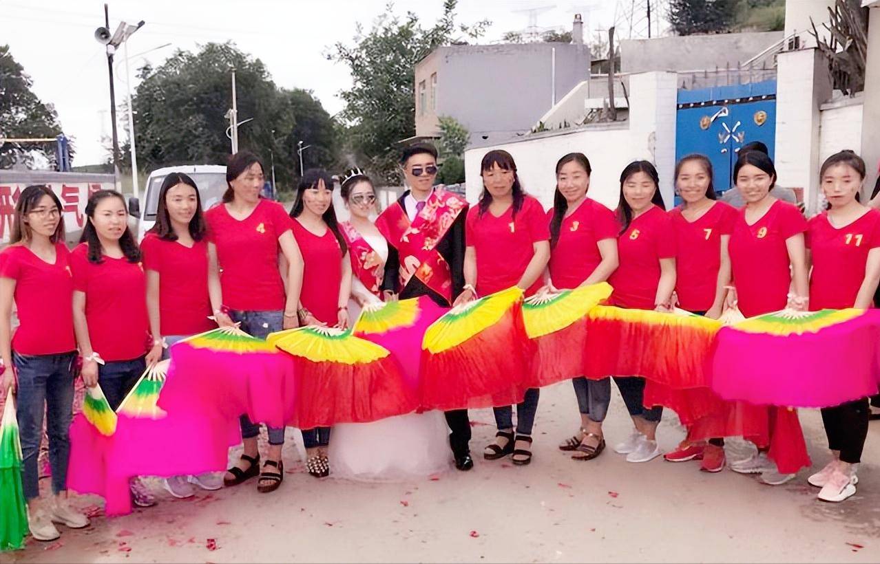 2018年，山西11个姐姐为弟弟结婚凑32万，现状如何？