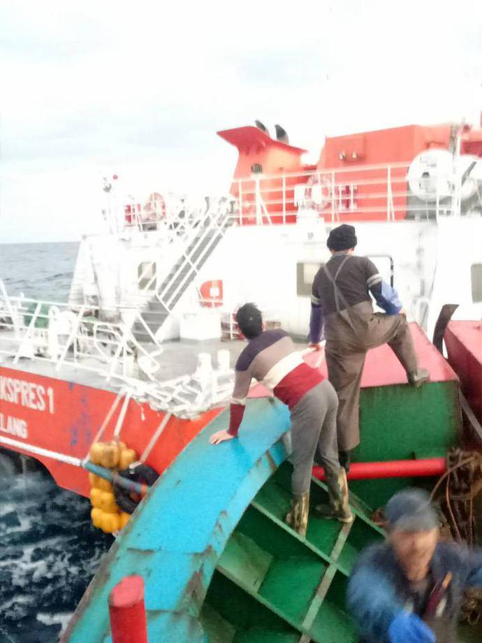 2018年，浙江渔民发现无人游轮，内部豪华却无人认领，真相如何