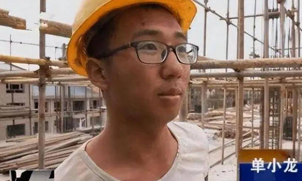 2018年最嚣张高考生：走出考场嘲讽考题简单到垃圾，最终成绩如何