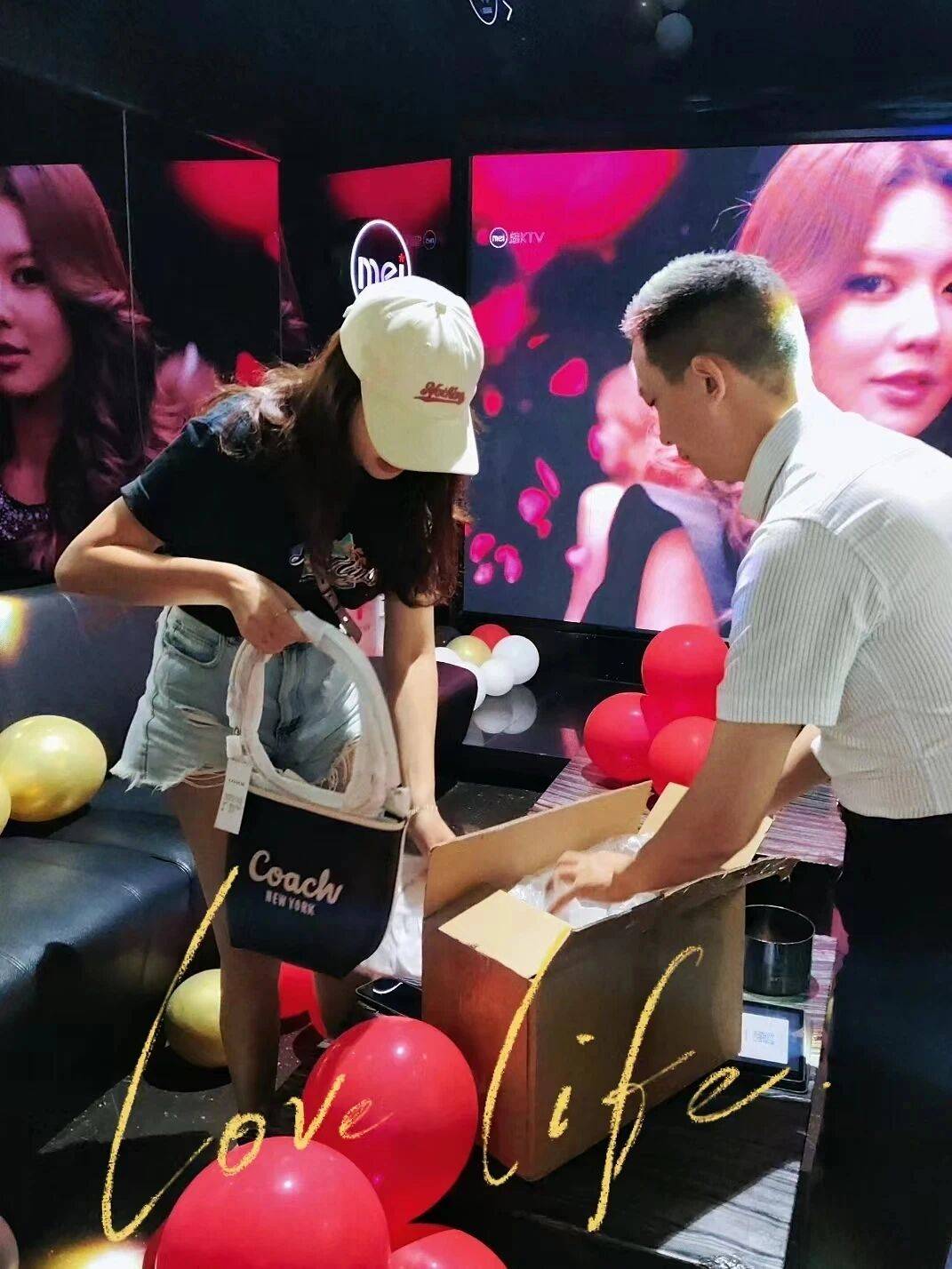 AI重塑KTV：魅KTV如何用“情绪货币”撬动Z世代夜经济？