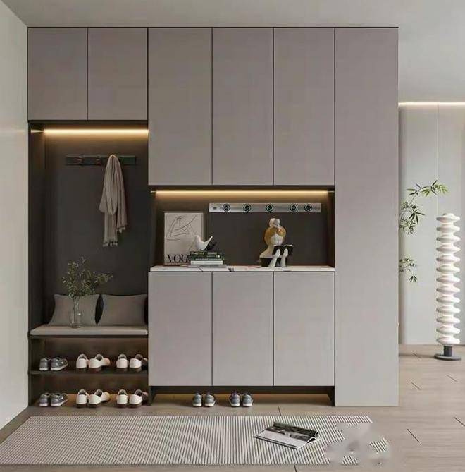 入户玄关如何设计？这几种设计直接拿去抄，好看还实用！